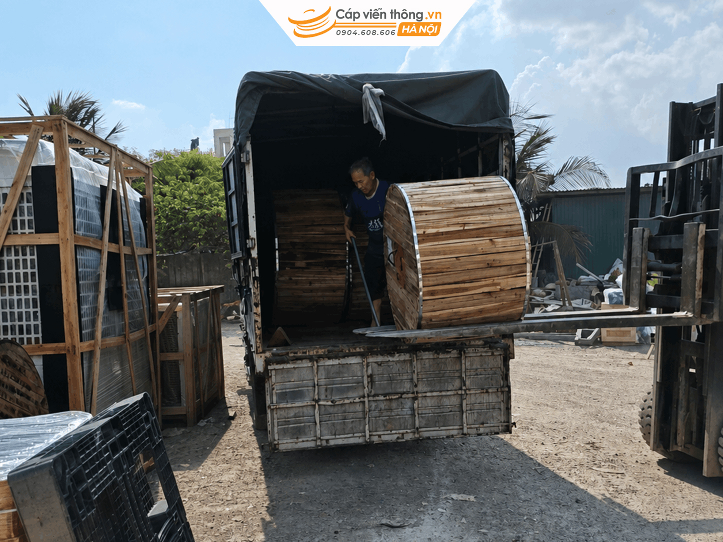 Vận chuyển cáp đồng cống Telvina tới công trình