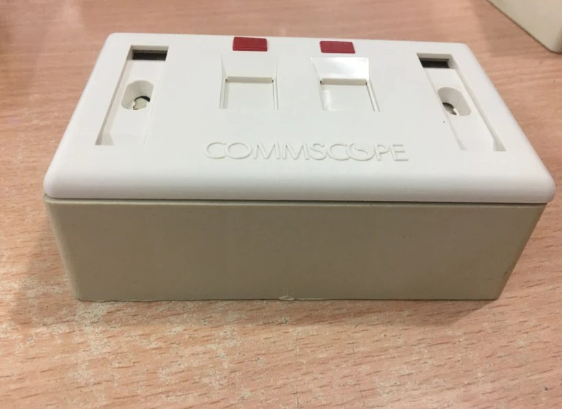 Mặt nạ Faceplate Commscope 272368-2