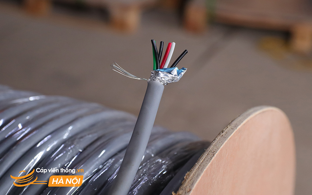 Cáp tín hiệu Alantek