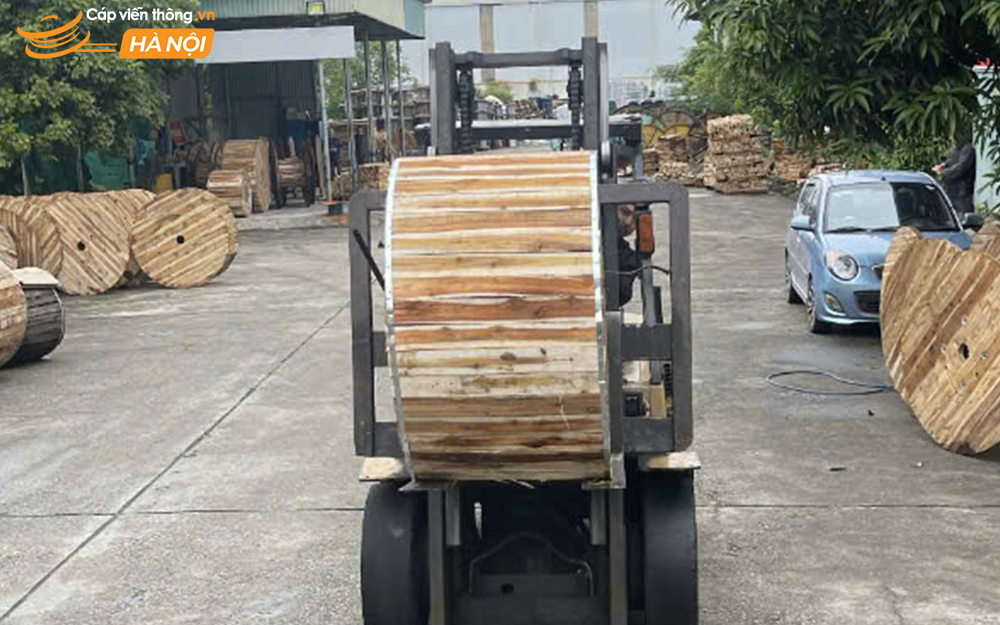 Vận chuyển cáp cao tần Telvina